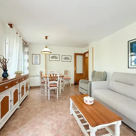 A 50m De La Playa Apartamento *