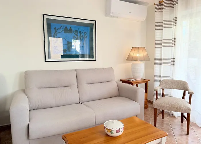 A 50m De La Playa Apartment *